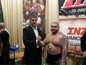 Саня Моноліт фотография #44 (источник - https://vk.com/id46201265)