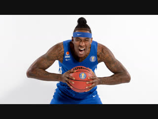 Данк Тайлера Стоуна в матче против Зелена Гуры