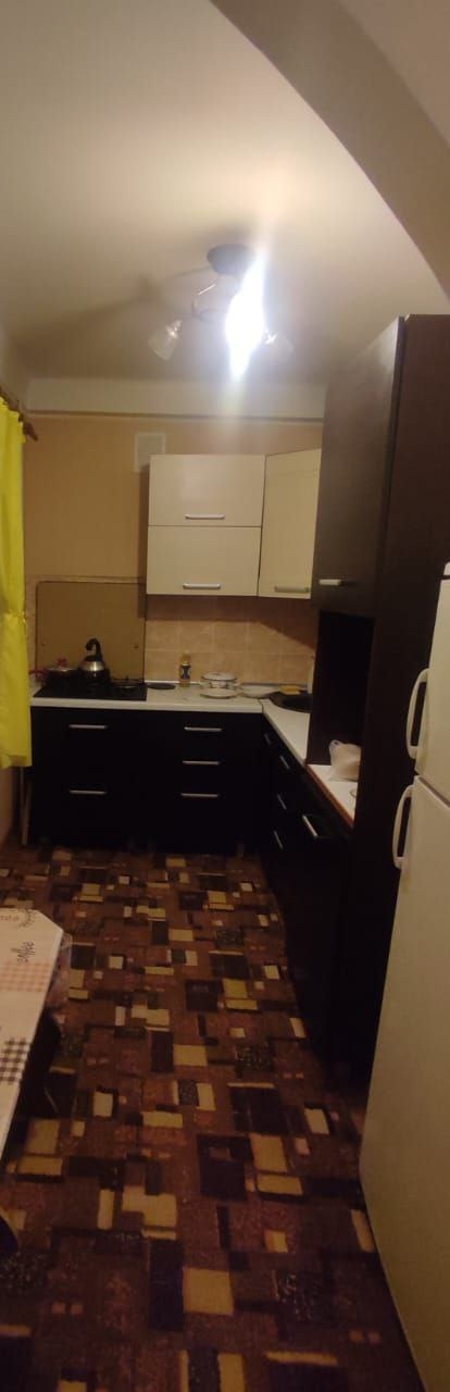 Продам 2 комн. квартиру кв. Левченко 3/5 ,
не угловая 44,5 кв. м. Кухня-cтудия увеличенная. Увeличeнный с/у с бoльшoй душeвой кaбиной-ванной, вeсь в ...